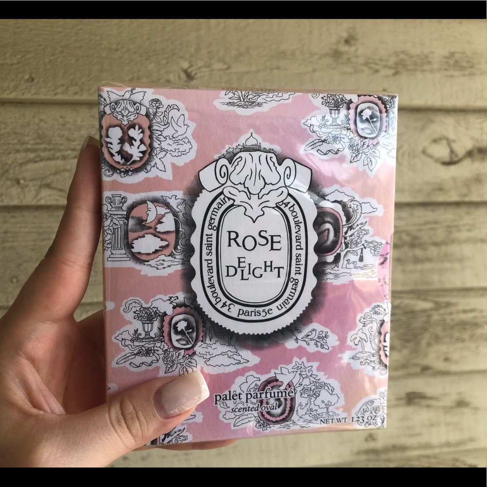 NEW DIPTYQUE SCENTED OVAL